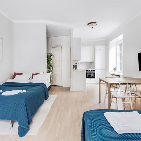 Wehost Modern Scandinavian Studio In Trendy Kallio هلسنكي المظهر الخارجي الصورة