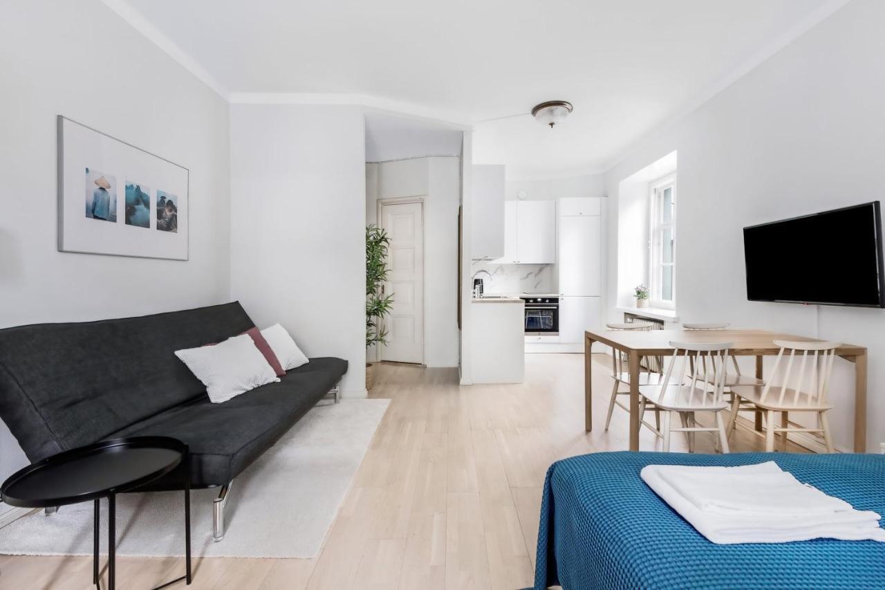 Wehost Modern Scandinavian Studio In Trendy Kallio هلسنكي المظهر الخارجي الصورة