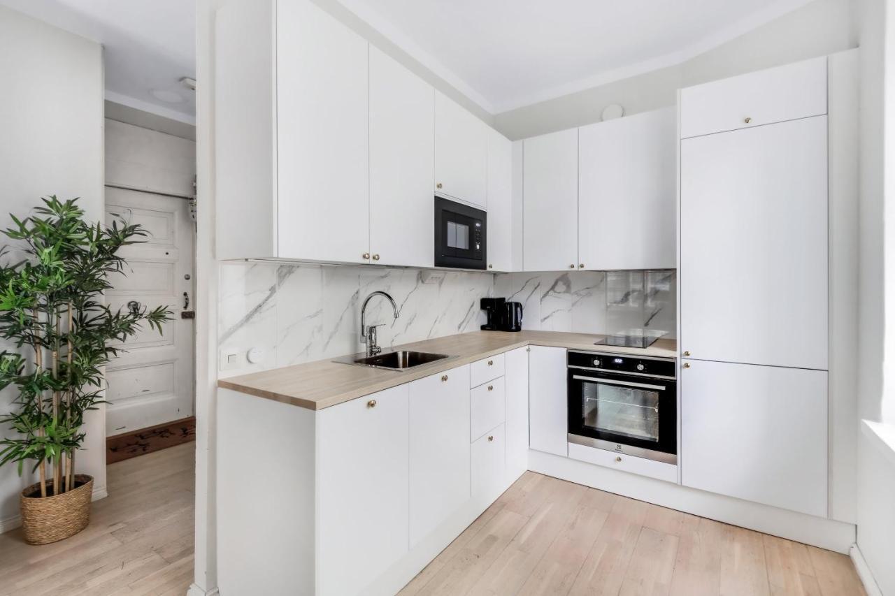 Wehost Modern Scandinavian Studio In Trendy Kallio هلسنكي المظهر الخارجي الصورة
